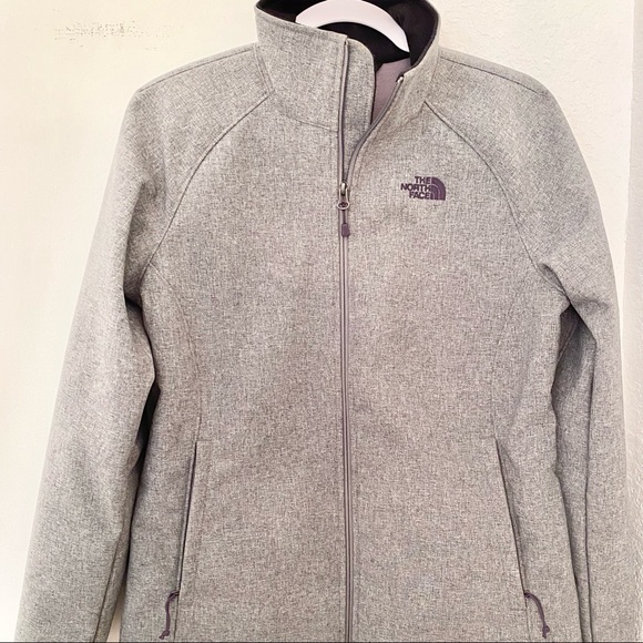 The North Face Shell Jacket - Picture 2 of 15